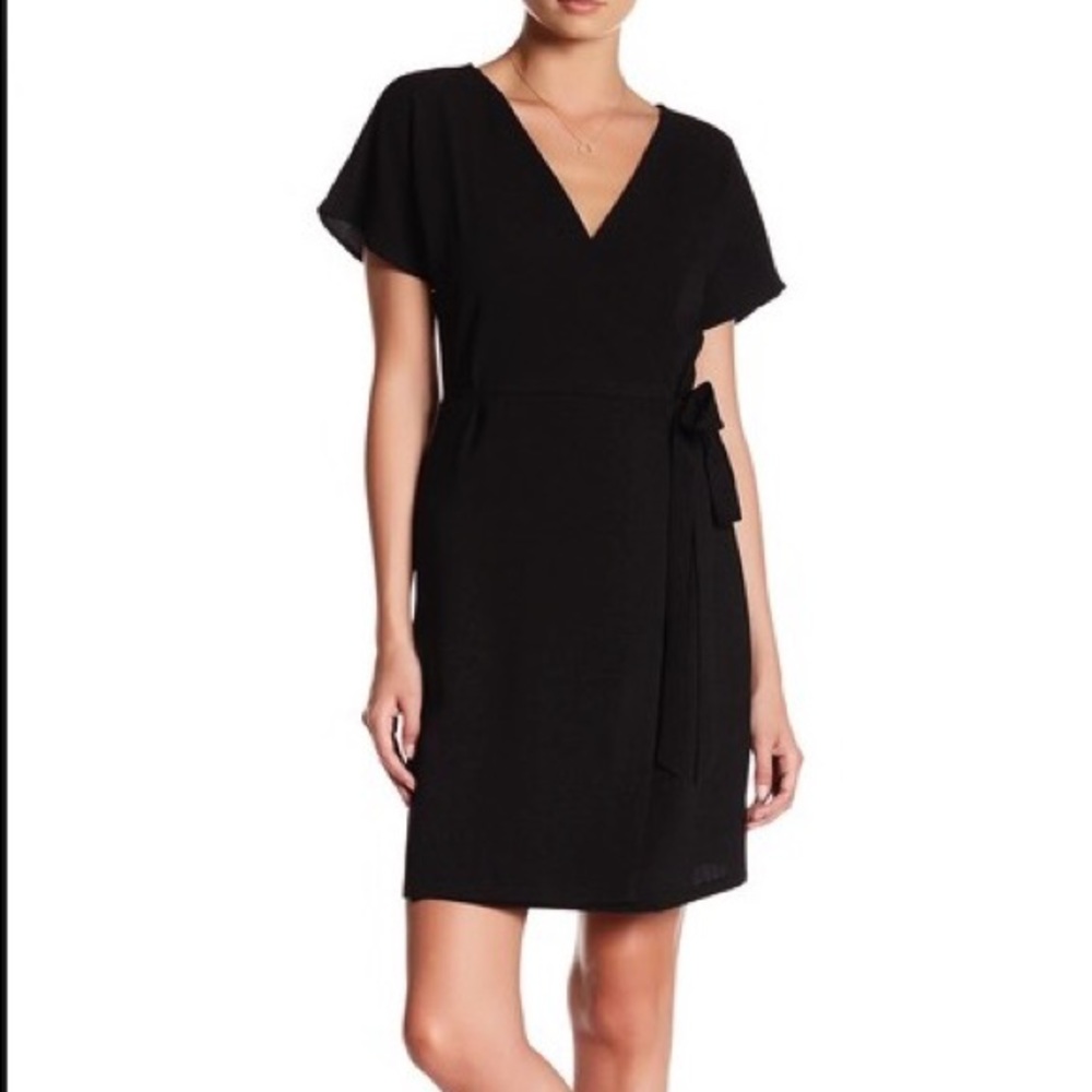 Bobeau Crepe Short Sleeve Wrap Dress Size S